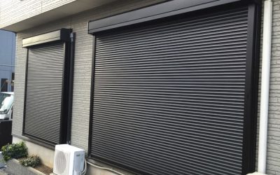 シャッタータイプの雨戸